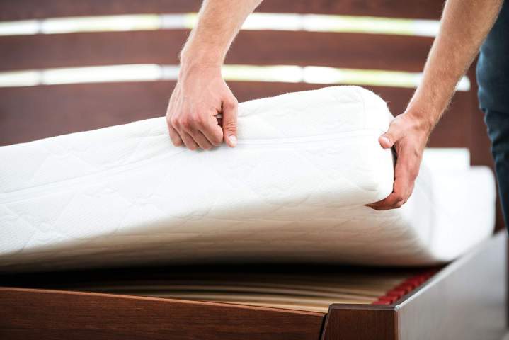 Matelas sur mesure de qualité Laval